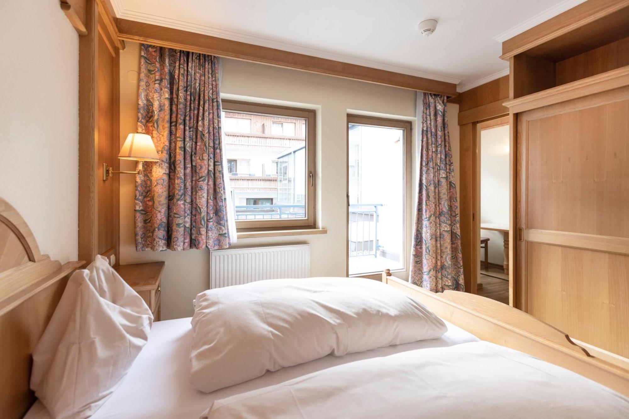 Heart Hotel Nordstern Mayrhofen Bagian luar foto