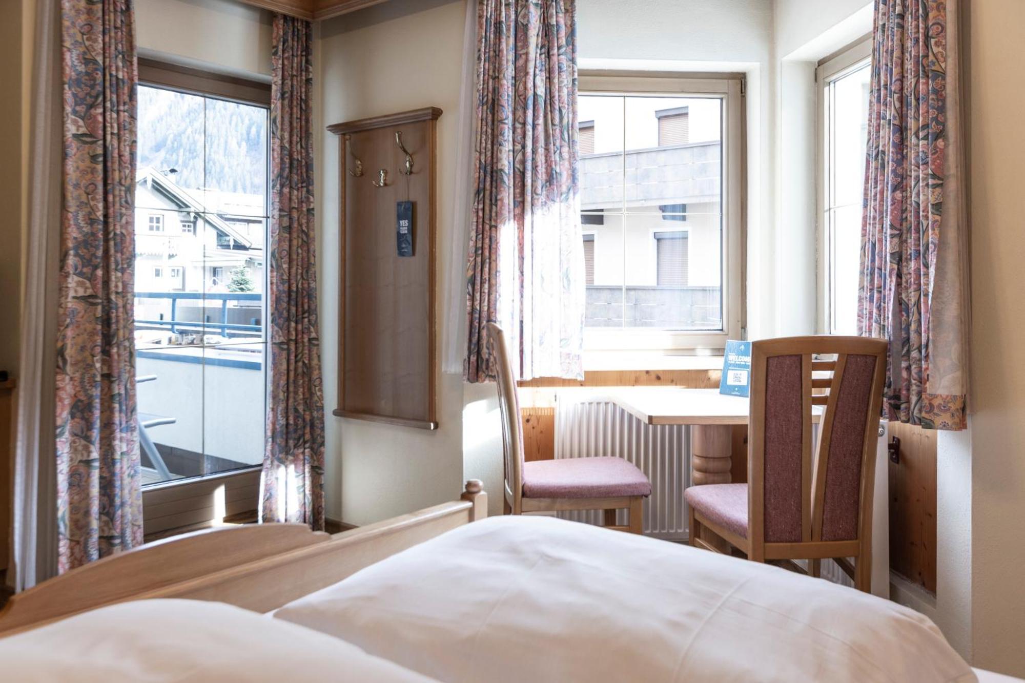 Heart Hotel Nordstern Mayrhofen Bagian luar foto