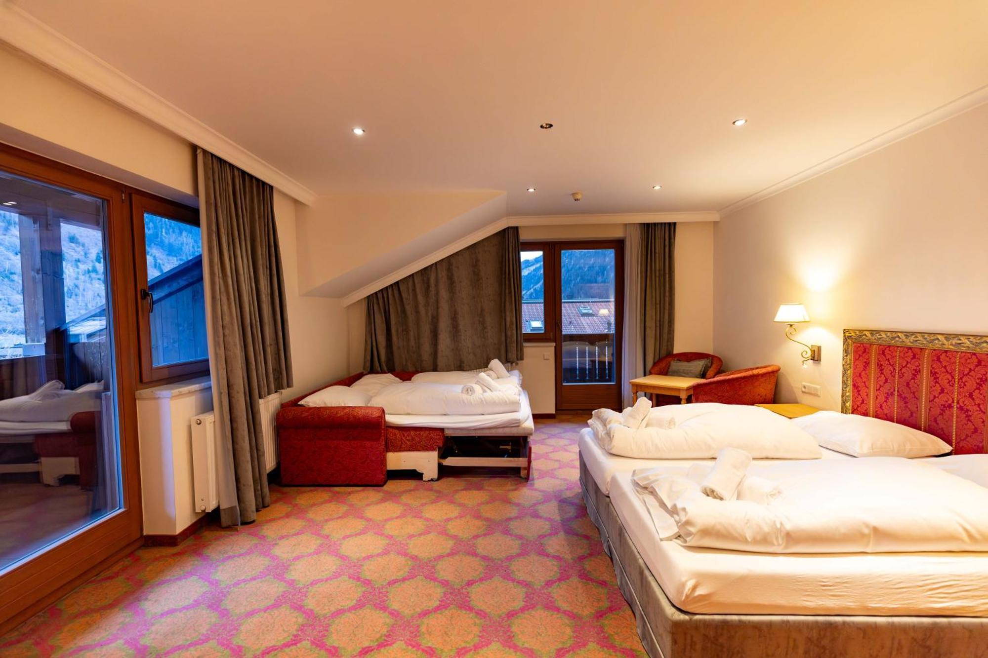 Heart Hotel Nordstern Mayrhofen Bagian luar foto
